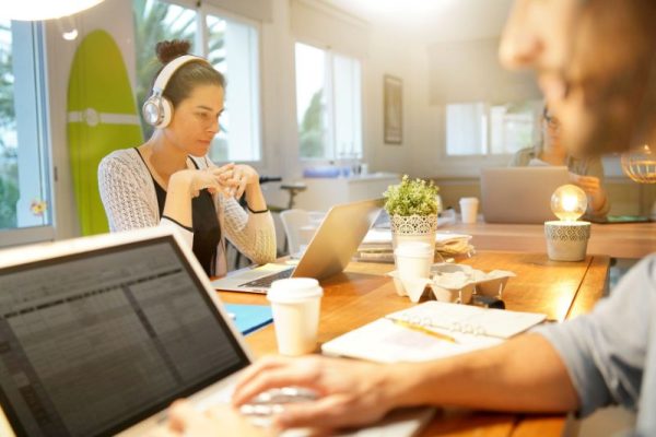 How-to-work-remotely-as-a-freelancer-3