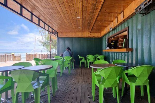 Mary’s-Beach-Café-Kiribati-1