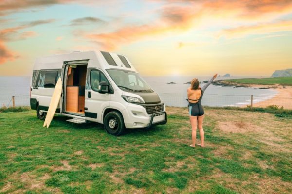 Ultimate-Guide-to-Vanlife