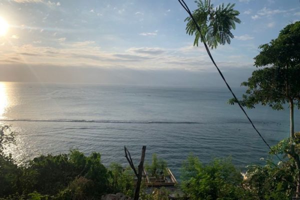Bingin-Beach-Bali-Surf